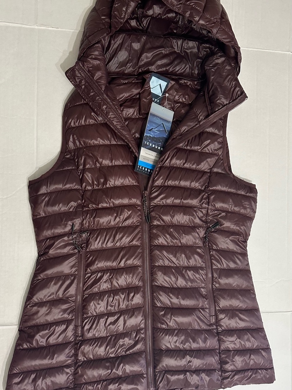Iceberg Women's Quilted Hooded Puffer Vest - Maroon color, Size Medium, New